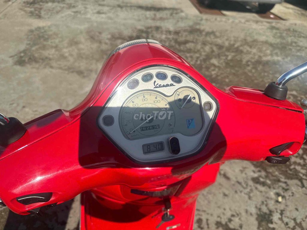 Piaggio Vespa LX 2012 Đỏ Đã sửa mới. Mua bán Xe máy tại Quận Bình Tân Tp Hồ Chí Minh được đăng bởi Rosie Cao hình 5