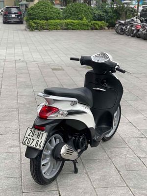 Hang đẹp Liberty 125ie 2012 màu trắng đẹp như mới. Mua bán Xe máy tại Quận Cầu Giấy Hà Nội được đăng bởi Anh Khoa