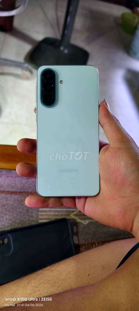 Samsung Galaxy A57 5G 128GB Xanh kích 16/5. Mua bán Điện thoại tại Huyện Thường Tín Hà Nội được đăng bởi hung hình 1