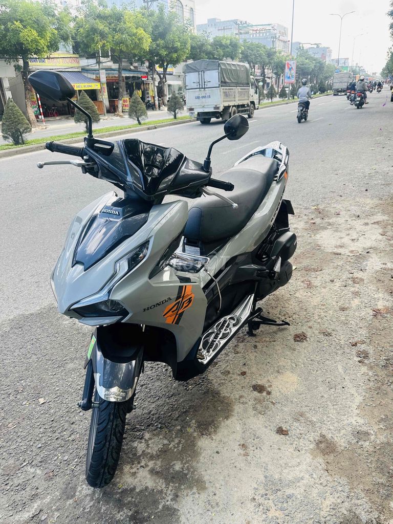 Honda Air Blade 2022 Xám. Mua bán Xe máy tại Quận Liên Chiểu Đà Nẵng được đăng bởi My My hình 4