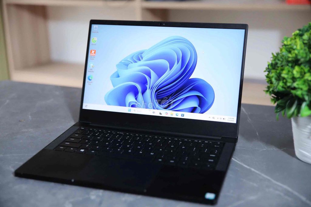 Razer Blade Stealth 13 i7-8th 13.3 inch 16GB/256GB. Mua bán Laptop tại Huyện Hóc Môn Tp Hồ Chí Minh được đăng bởi 2T Laptop Store hình 1