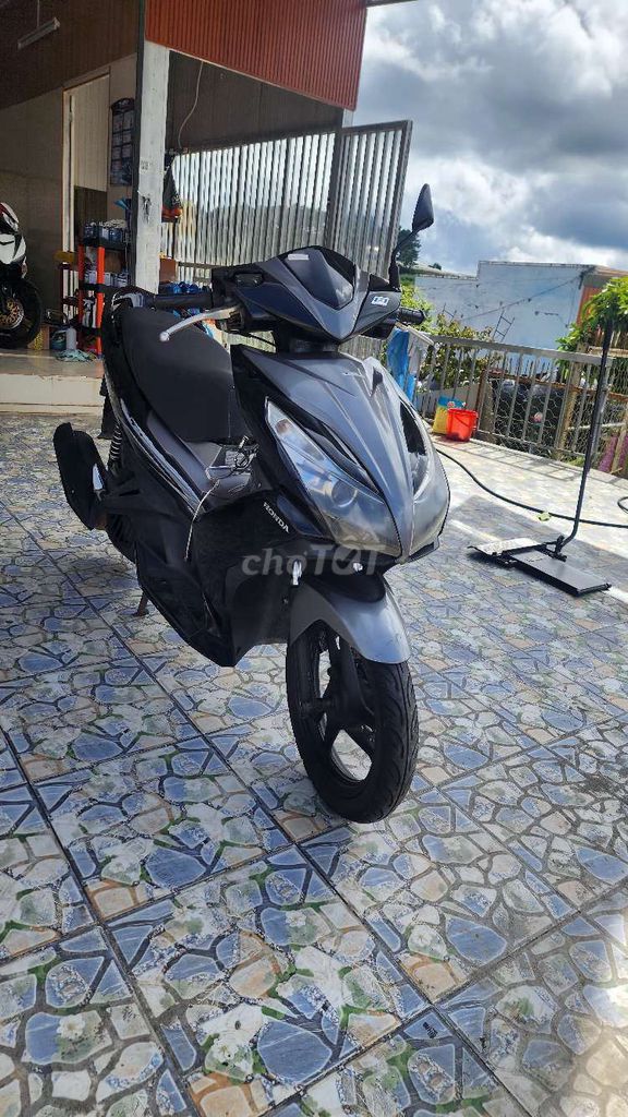 Honda AB 125 máy zin xe sạch sẽ. Mua bán Xe máy tại Thành phố Đà Lạt Lâm Đồng được đăng bởi Khả Hân hình 4