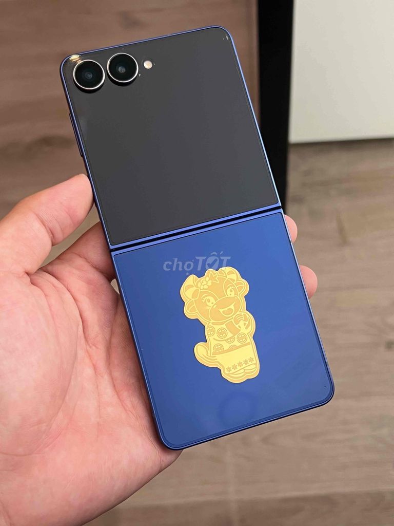 Samsung Galaxy Z Flip7 12GB/256GB Xanh. Mua bán Điện thoại tại Quận 12 Tp Hồ Chí Minh được đăng bởi AnhK hình 1
