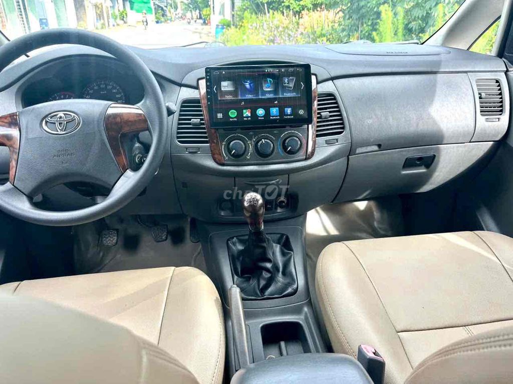Toyota Innova 2014 2.0E - 100000 km. Mua bán Ô tô tại Huyện Củ Chi Tp Hồ Chí Minh được đăng bởi Anh Hòa hình 8