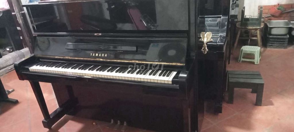 Piano Yamaha U1G đẹp