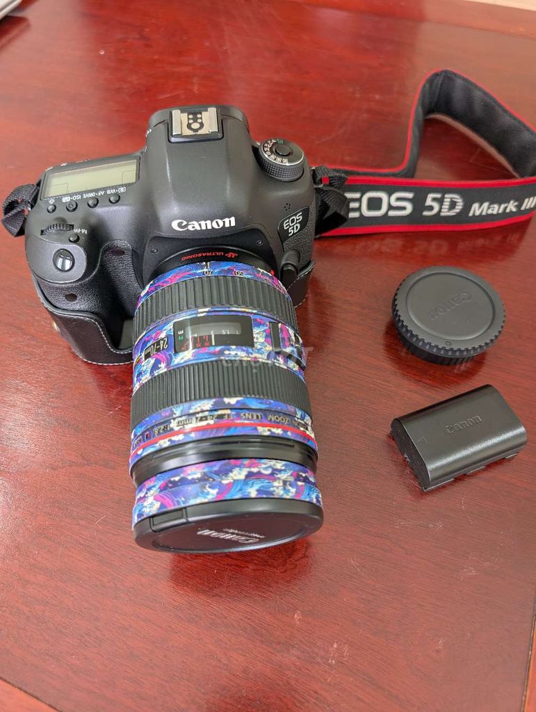 Máy ảnh Canon EOS 5D Mark III Full-frame. Mua bán Máy ảnh, Máy quay tại Quận Ngũ Hành Sơn Đà Nẵng được đăng bởi HIMMODE hình 1