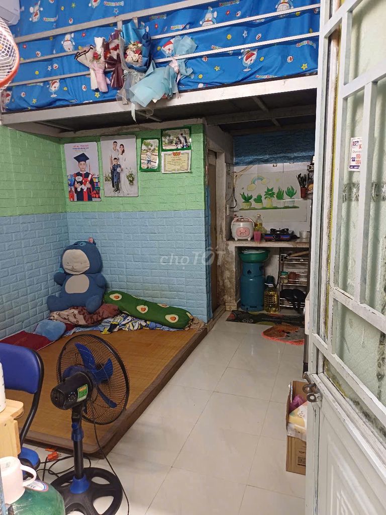 Ряд комнат в аренду на улице Тхань Винь 6, Хоа Кхань Бак, Лиен Чиеу