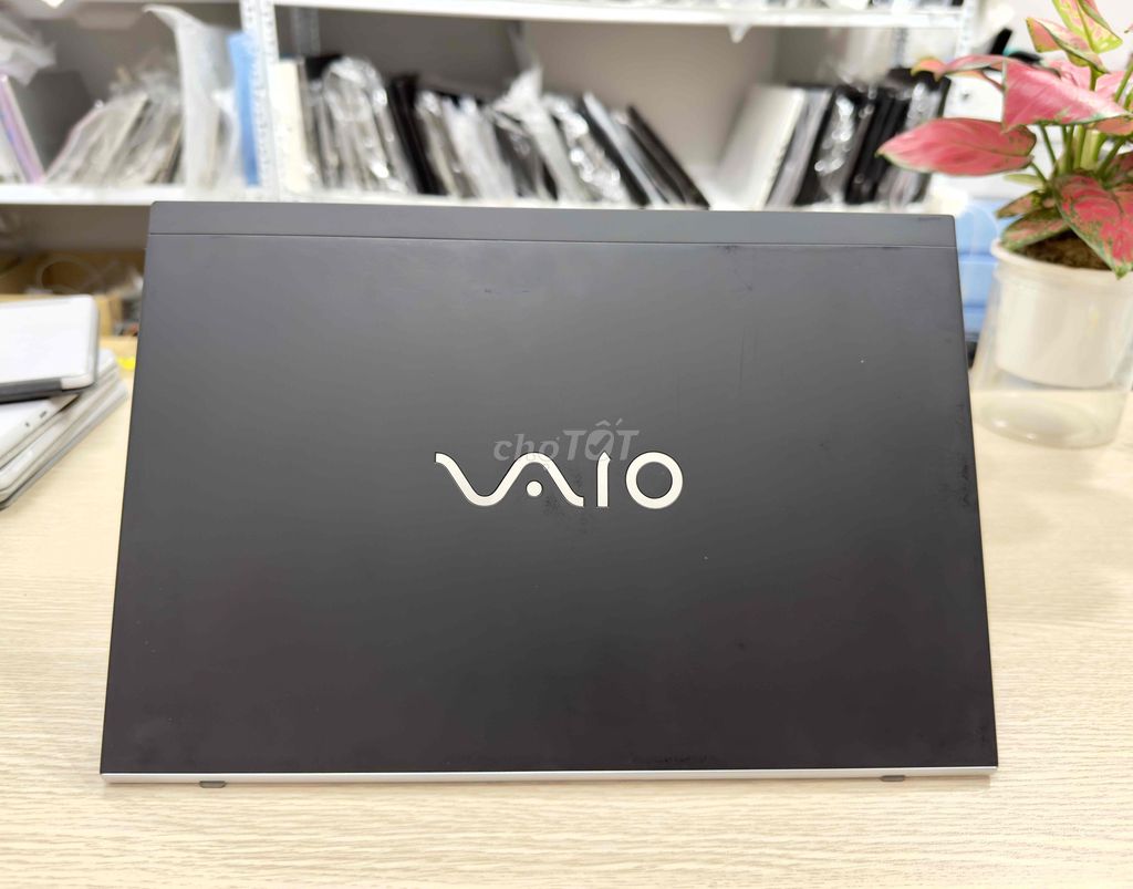 Vaio Pro i5 Gen 8 | RAM 8GB | SSD 256GB mỏng nhẹ. Mua bán Laptop tại Quận Hai Bà Trưng Hà Nội được đăng bởi Akiba shop hình 1