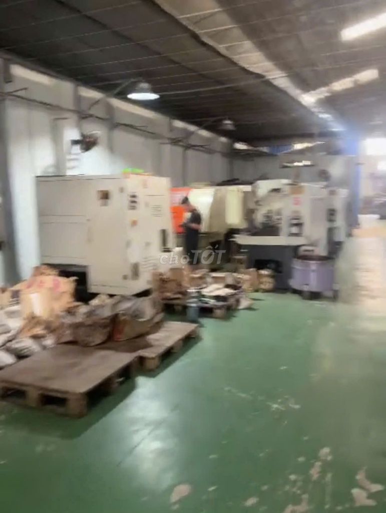 Bán gấp nhà xưởng trên đất 1900m2 đường lớn tại Đức Hoà Thượng,Long An. Mua bán văn phòng, mặt bằng kinh doanh tại Huyện Đức Hòa Long An được đăng bởi Chợ Địa Ốc hình 3