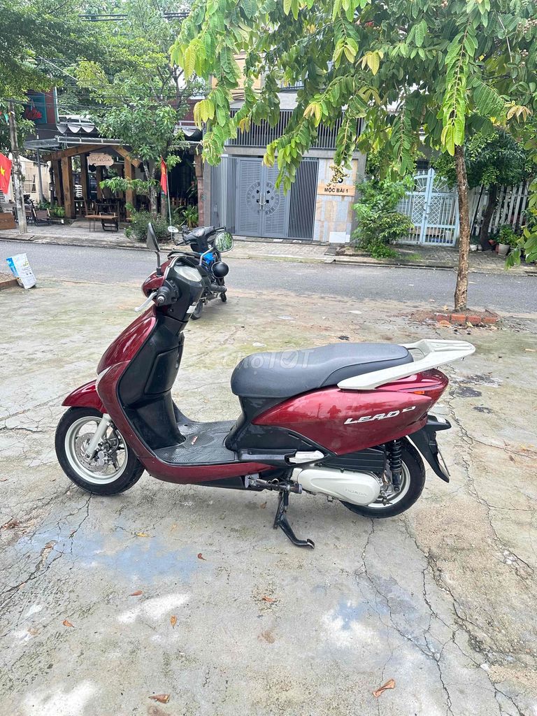 Honda Lead 2013 Красный