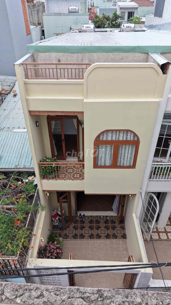 🔥105M2 NHÀ MỚI 2 TẦNG KIỆT THẲNG ĐƯỜNG HOÀNG DIỆU