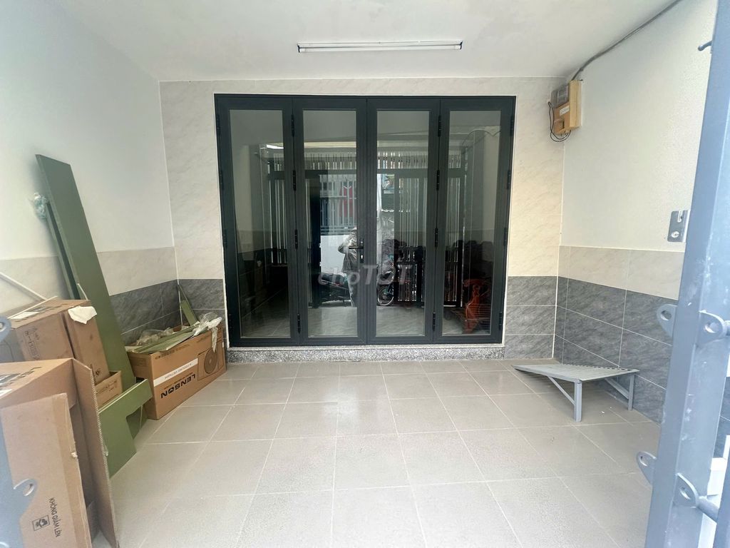 Nhà NC gần chợ Hiệp Bình, 60m2, 1T 1L, 4PN, có nội thất. 