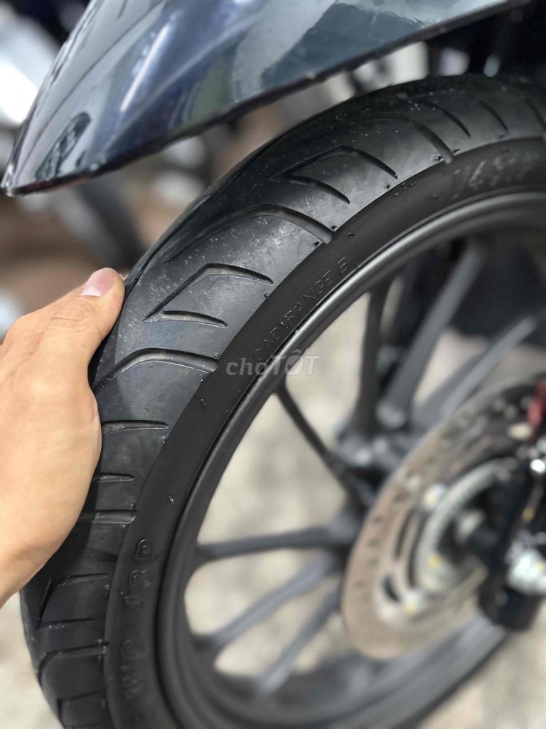 GÓP 0 LS-Sh Mode 125 ABS 2024 Xám xi măng 5.705 km
