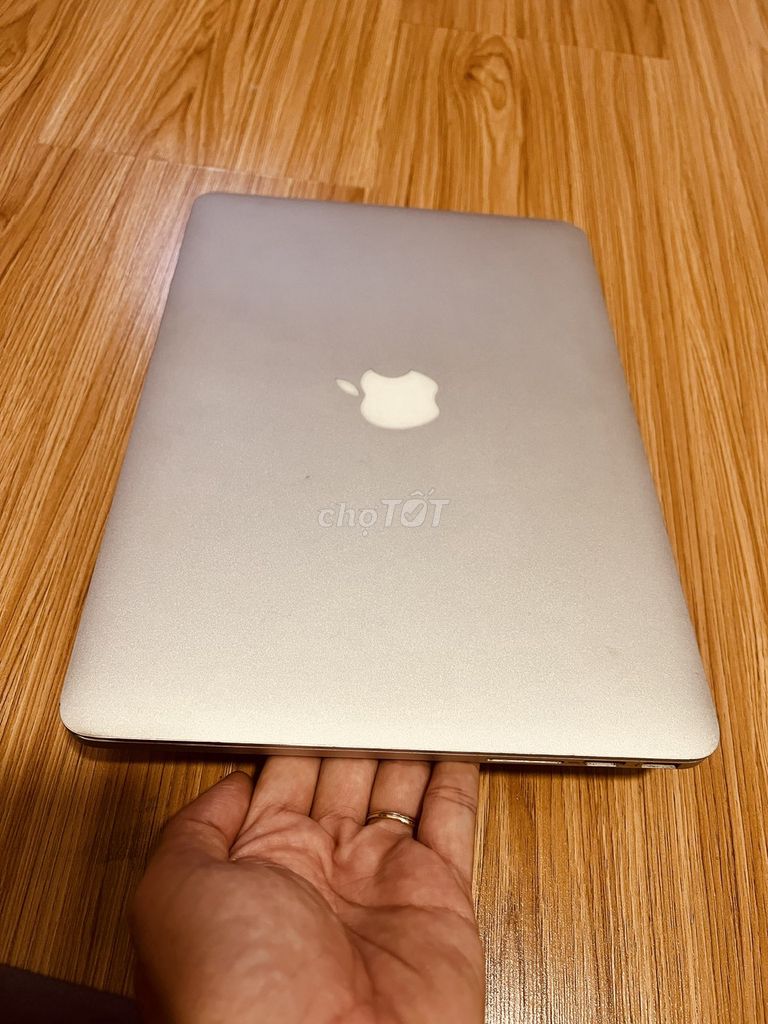 Macbook Pro 2015 - Màn Đẹp - Giá tốt