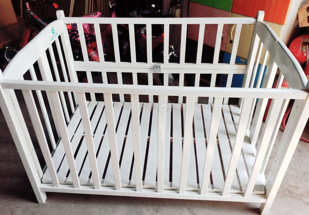 Bán giảm giá nôi cũi bằng gỗ cao cấp cho bé