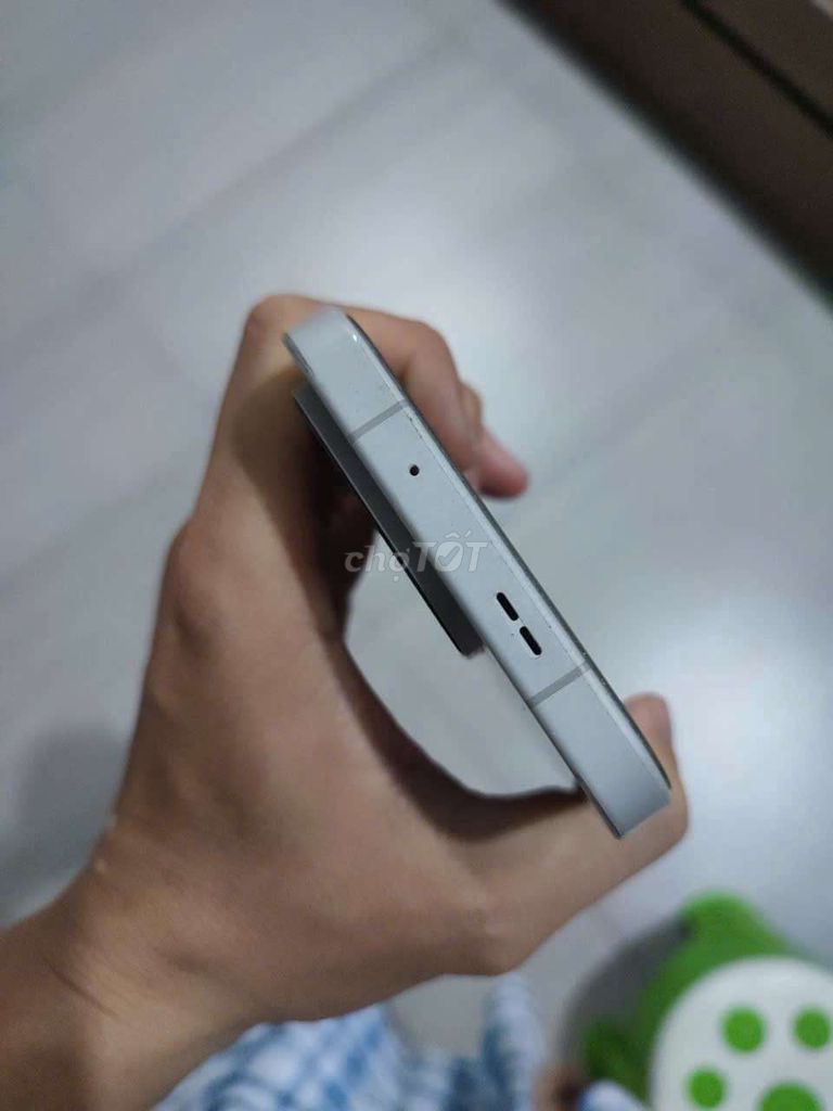 OnePlus 15 12GB/256GB vàng gl . Mua bán Điện thoại tại Quận 6 Tp Hồ Chí Minh được đăng bởi Hieu hình 1