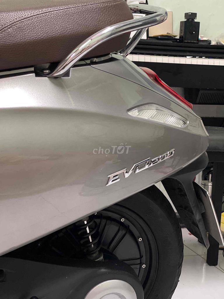 Vinfast evo 200. Mua bán Xe điện tại Thành phố Long Xuyên An Giang được đăng bởi Nhân Lê hình 4