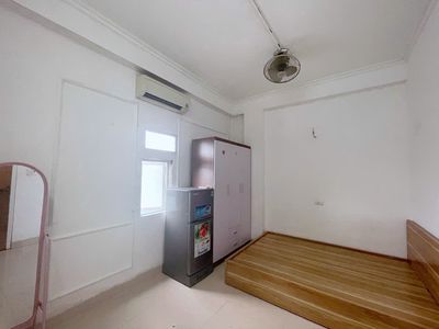 Room 25 m² · Đường Hồng Hà
