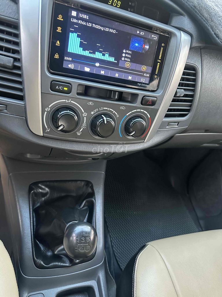 càn ban xe gia đình chính chủ xe cực kỳ đẹp rin. Mua bán Ô tô tại Thành phố Châu Đốc An Giang được đăng bởi nguyenquocduong hình 10