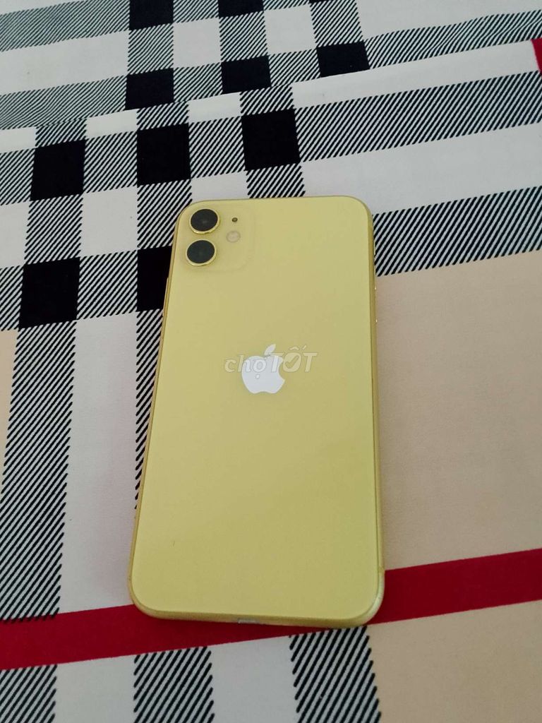 iPhone 11 Vàng Mất Face ID. Mua bán Điện thoại tại Thành phố Vĩnh Long Vĩnh Long được đăng bởi Minh cank hình 1