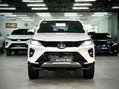 TOYOTA FORTUNER LEGENDER 2.8AT 2 CẦU MÁY DẦU