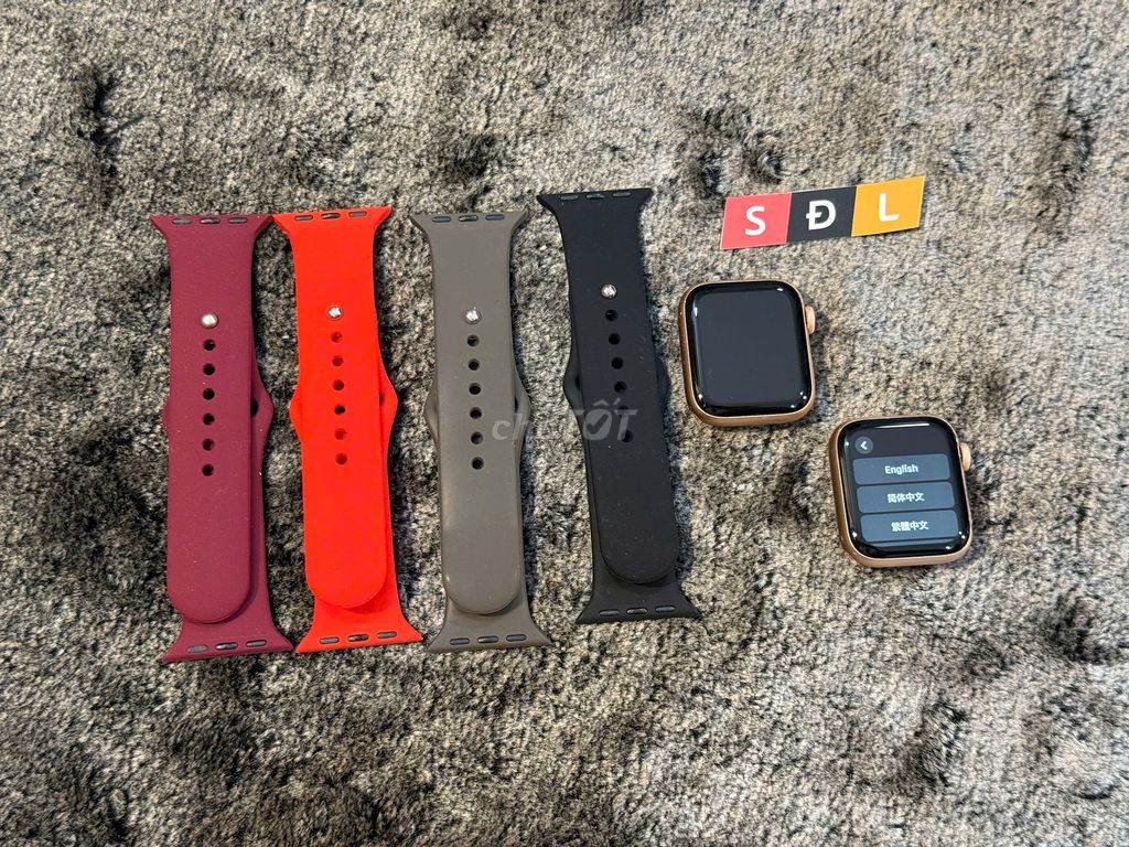 Apple Watch Series 4 GPS size 40mm Aluminum A1977