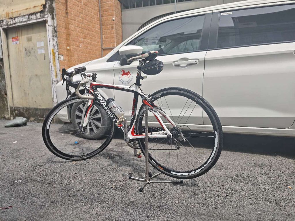 Xe đạp đua Pinarello FP Quattro Carbon Ý. Mua bán Xe đạp tại Quận 12 Tp Hồ Chí Minh được đăng bởi âm thanh bãi uy tín hình 1