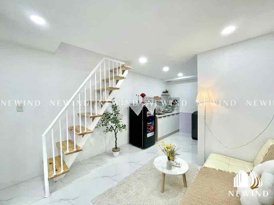 PHÒNG GÁC ĐÚC đường LÝ PHỤC MAN, gần KCX TÂN THUẬN QUẬN 7