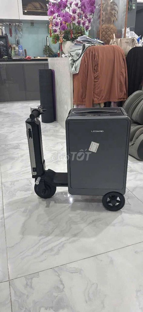 Vali điện thông minh LEG WING SE3S Xám. Mua bán Túi xách tại Thành phố Thủ Dầu Một Bình Dương được đăng bởi huu hình 1
