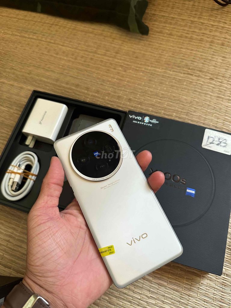 Vivo X100s 16GB/256GB fullbox đẹp 99 cần bán nhanh. Mua bán Điện thoại tại Thành phố Thủ Dầu Một Bình Dương được đăng bởi Hoàng hải hình 1
