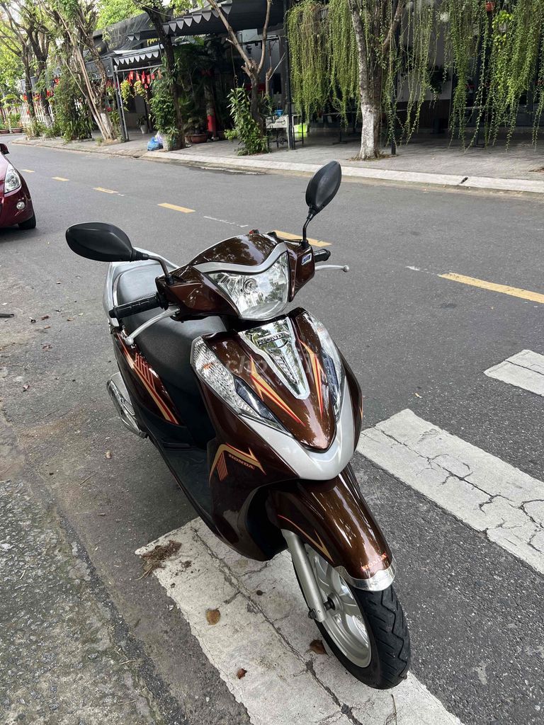 Honda Lead 2014,xe nữ,125cc,còn mới 85%,chính chủ. Mua bán Xe máy tại Quận Hải Châu Đà Nẵng được đăng bởi Trần Vũ Long hình 2