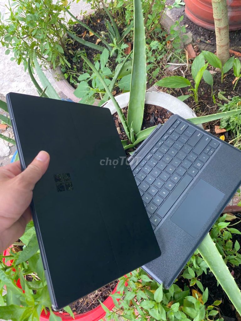 SURFACE PRO 6 I7 16GB/512GB/2K+ CẢM ỨNG LED PHÍM. Mua bán Laptop tại Quận Bình Tân Tp Hồ Chí Minh được đăng bởi LÊ VĂN LỰC hình 1