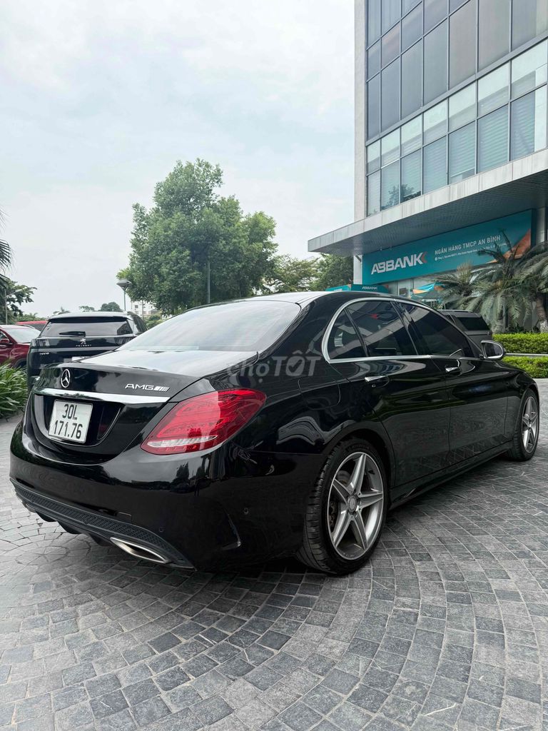 Chính chủ cần bán mer c300. Mua bán Ô tô tại Quận Tây Hồ Hà Nội được đăng bởi Tuyết hình 3