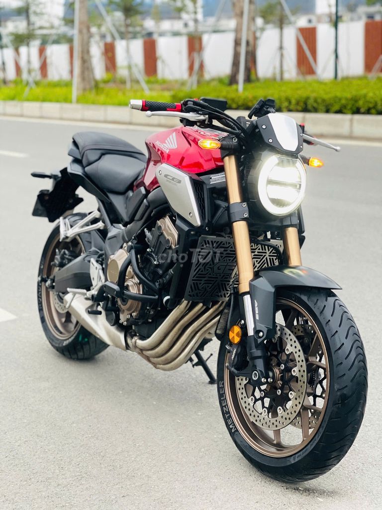 Mạnh Hà Motor bán Honda cb650r siêu lướt 9k km HN