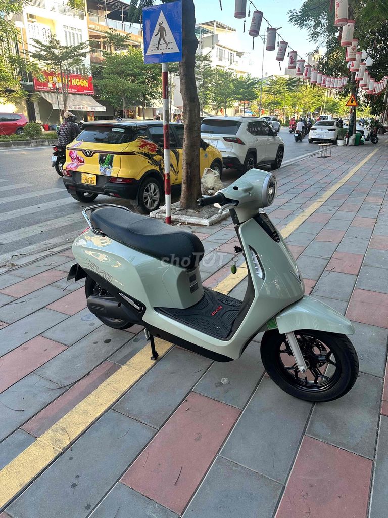 Электрический скутер DK Bike Evo Grand 2026 серый