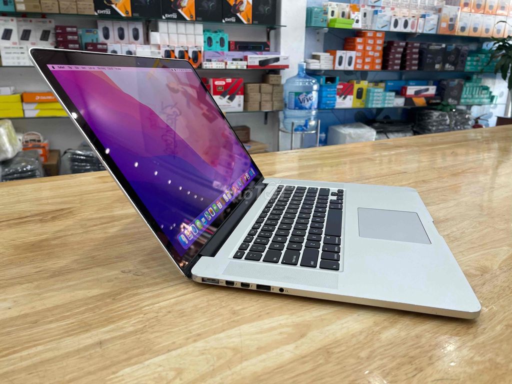 Apple MacBook Pro i7 15 inch 16GB/256GB. Mua bán Laptop tại Thành phố Biên Hòa Đồng Nai được đăng bởi laptop thành công biên hoà hình 1