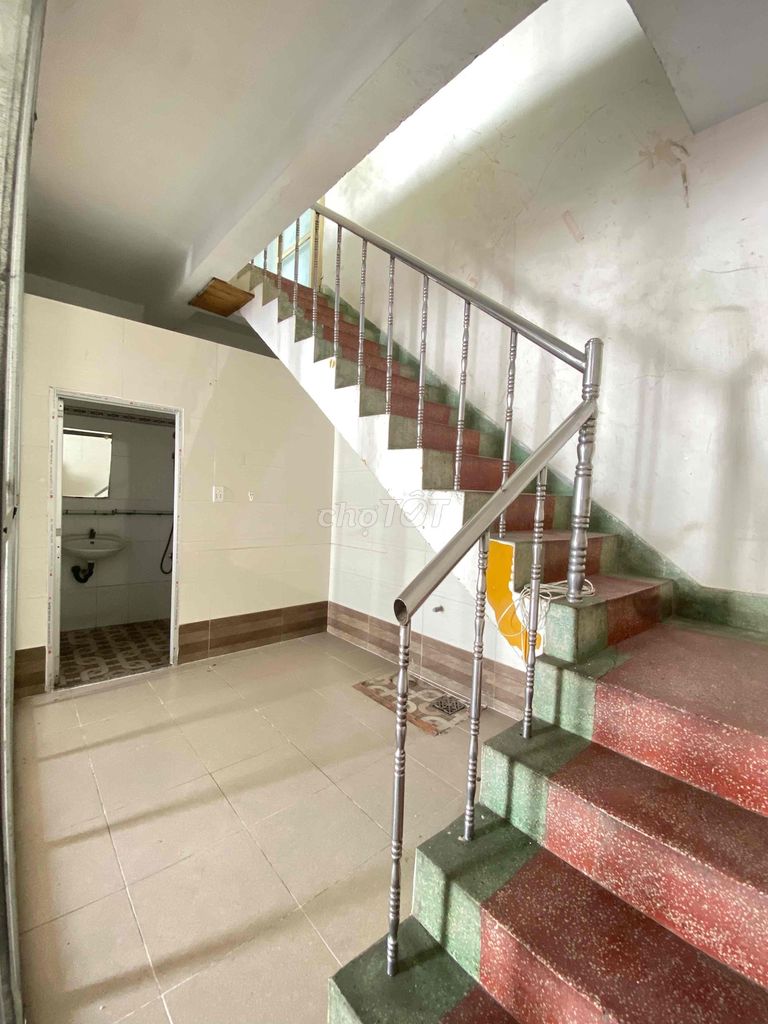 Cho thuê nhà MTKD 10 x 8,5 Kinh Dương Vương 3 tầng giá 17trTL - ảnh 3