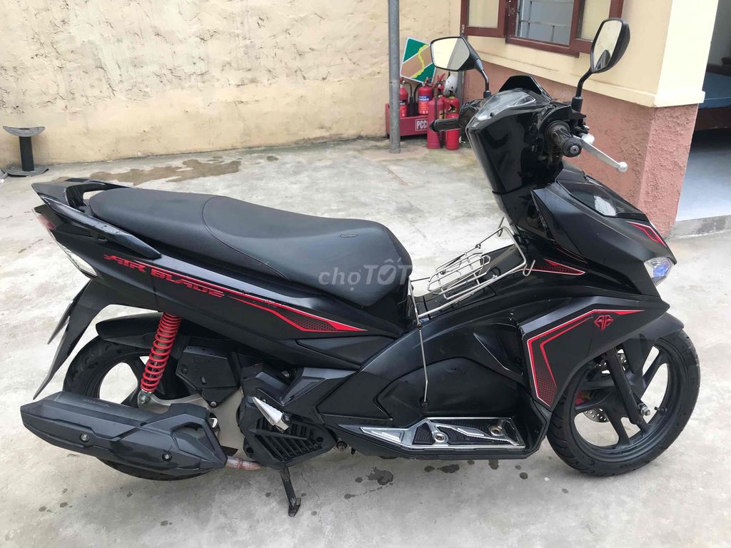 xe honda Airblade. Mua bán Xe máy tại Huyện Quốc Oai Hà Nội được đăng bởi Hưng Bệu hình 2