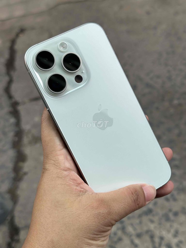 iPhone 15 Pro 256GB Trắng. Mua bán Điện thoại tại Thành phố Biên Hòa Đồng Nai được đăng bởi nguyễn lê store hình 1