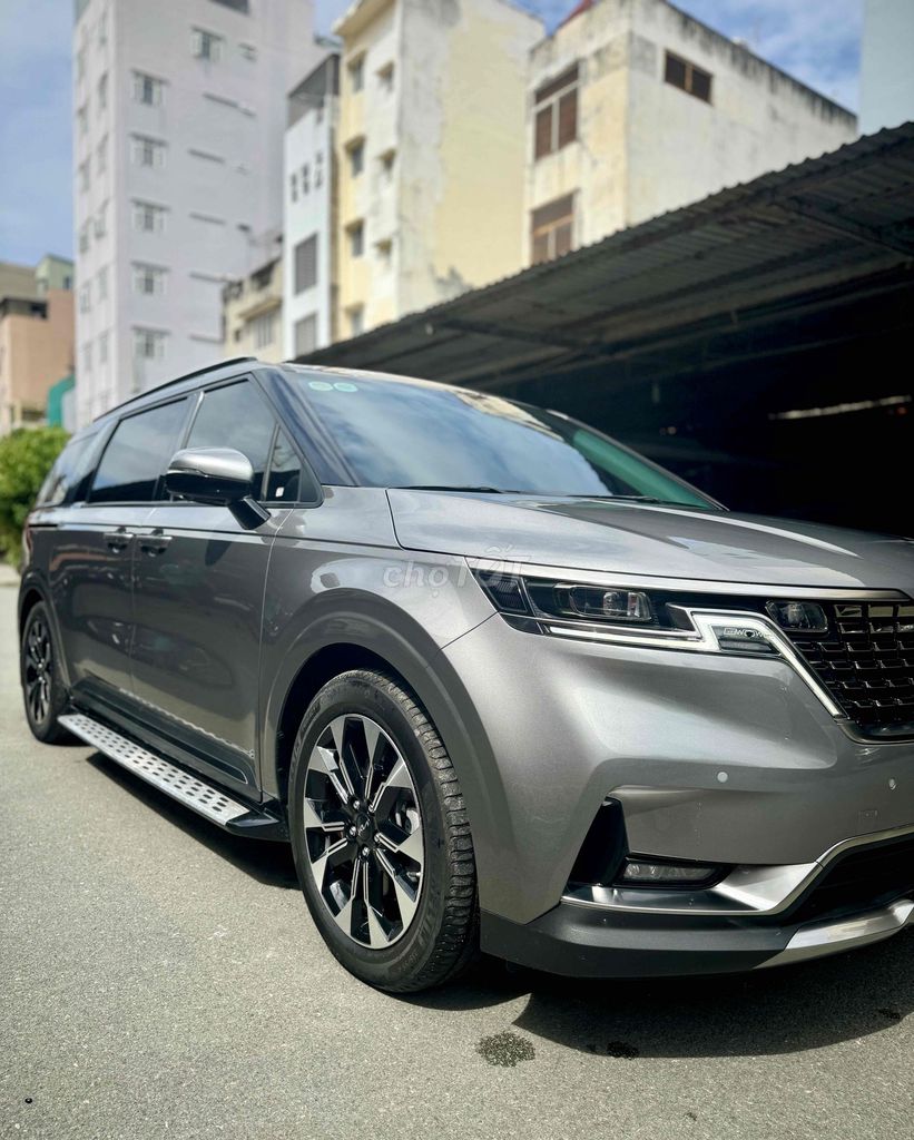 Kia Carnival 2022 Signature Xám 40.000 km. Mua bán Ô tô tại Quận Phú Nhuận Tp Hồ Chí Minh được đăng bởi Nghĩa Trần hình 4