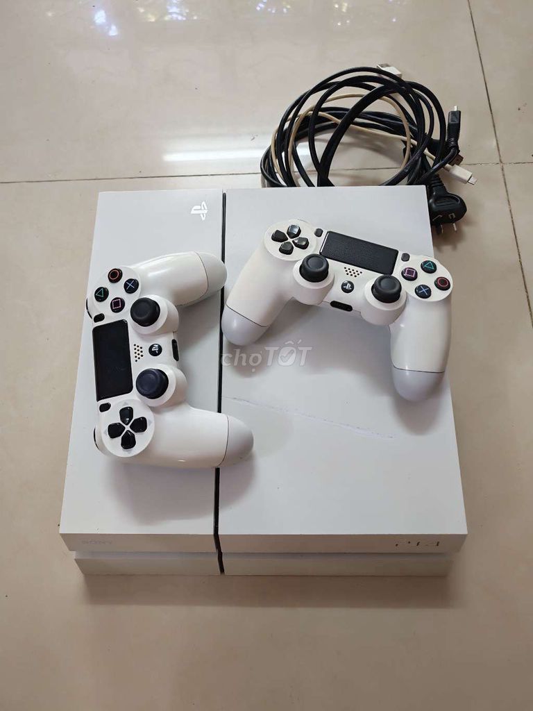 Máy chơi game Sony PS4 FAT 1102A Trắng. Mua bán Thiết bị chơi game tại Quận Ngũ Hành Sơn Đà Nẵng được đăng bởi José Mourinho hình 1