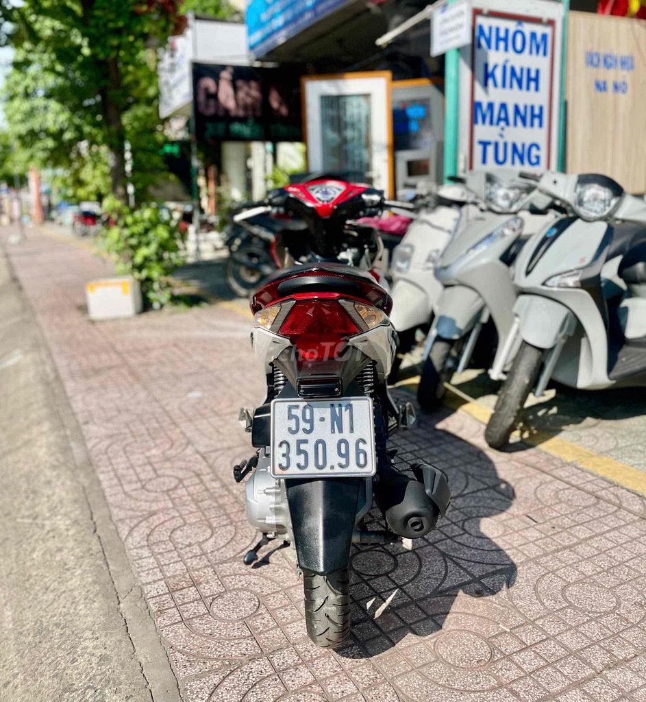 ❤️Honda AirBlade Fi, BSTP Giấy Tờ Đầy Đủ, GÓP. Mua bán Xe máy tại Quận 8 Tp Hồ Chí Minh được đăng bởi Tấn Đạt hình 9