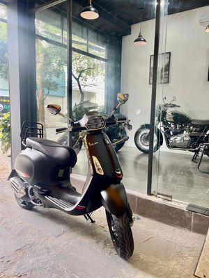 Vespa 150 Abs như xe. Mua bán Xe máy tại Quận 7 Tp Hồ Chí Minh được đăng bởi Lê Bảo châu
