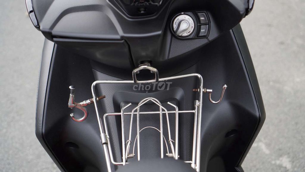 Yamaha NVX 125 Smartkey - Đen Đỏ - BSSG. Mua bán Xe máy tại Quận Tân Phú Tp Hồ Chí Minh được đăng bởi Đỗ Hoàng hình 5