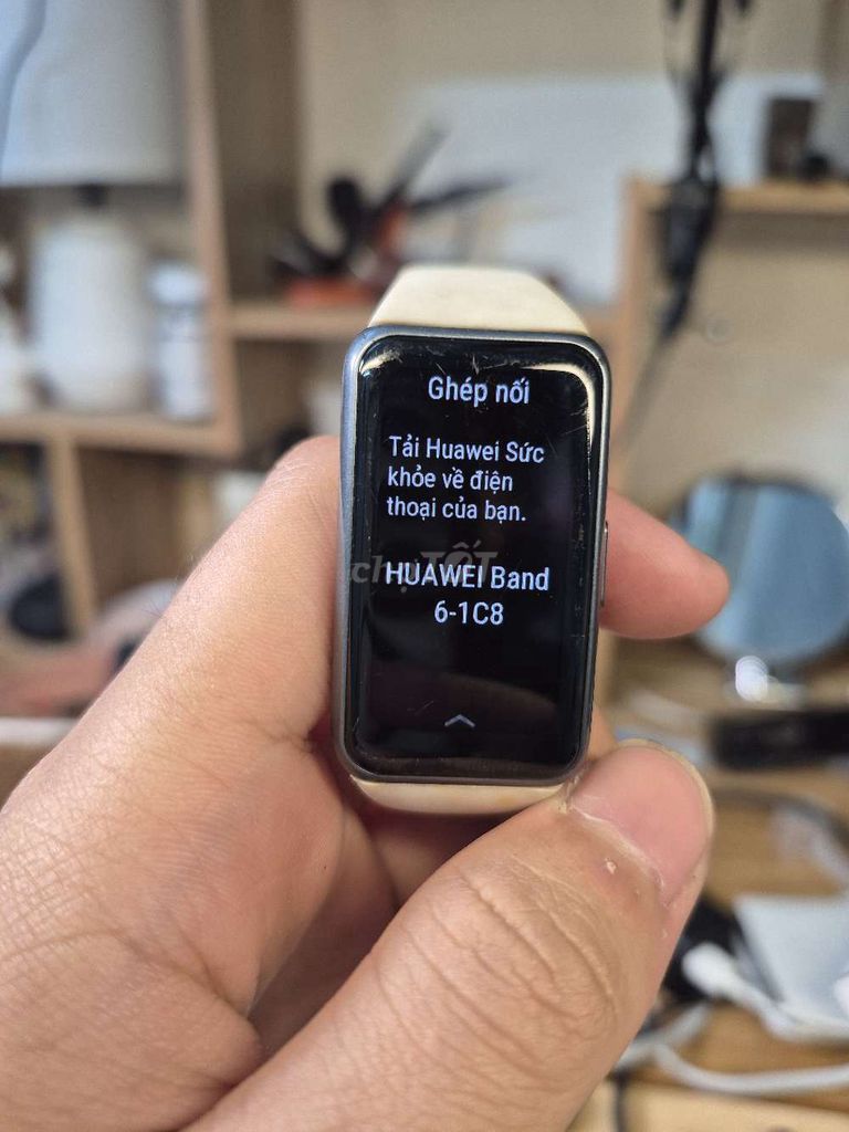 Huawei Band 6 Dây trắng thân đen. Mua bán Thiết bị đeo thông minh tại Quận Phú Nhuận Tp Hồ Chí Minh được đăng bởi Long Huỳnh hình 1