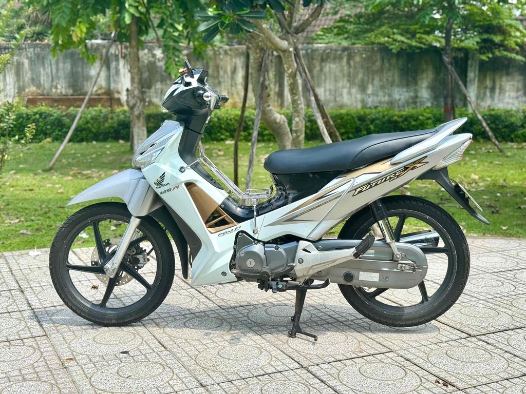 Honda Future X Fi 2010 máy móc zin chưa rớt đầu