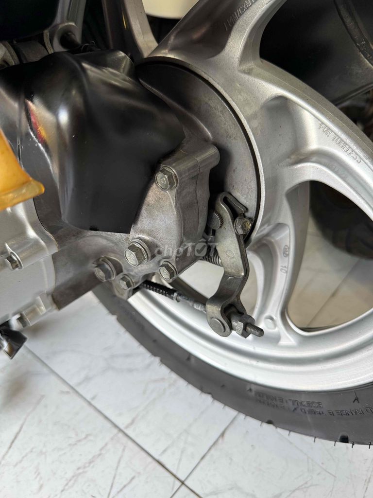 VISION 2015. Zin Cọp. Odo Thấp. Máy Zin Cực Êm. Mua bán Xe máy tại Thành phố Rạch Giá Kiên Giang được đăng bởi XE MÁY CŨ TÂN 128 hình 6