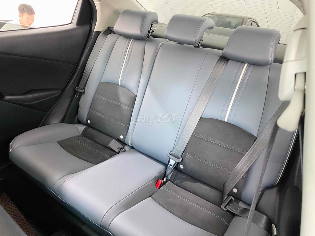 Mazda 2 Đk 2023 Luxury 1 Chủ - 14000 km. Mua bán Ô tô tại Thành phố Thủ Đức Tp Hồ Chí Minh được đăng bởi Quốc Nhẫn hình 7