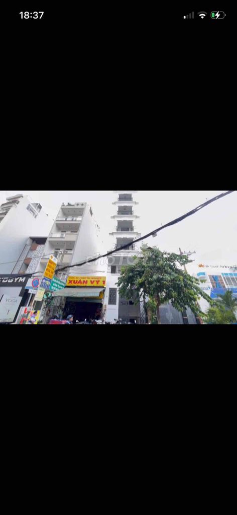 Mặt bằng rộng 25m2 Để xe dưới hầm, lề đường rộng Có nhà vệ sinh riêng,