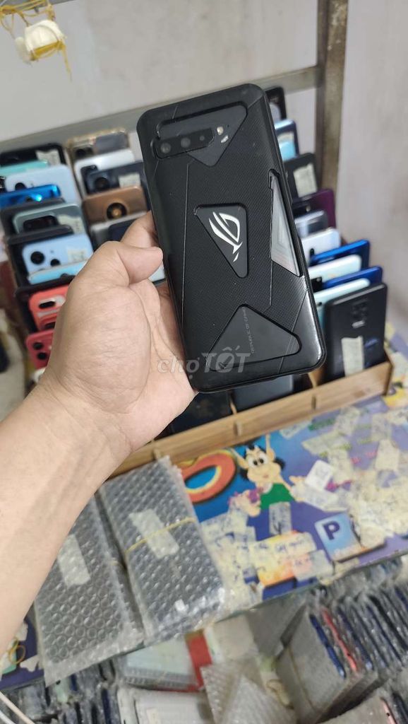 Asus Rog Phone 3 5G, ram 12gb, snap 865+, pin 6000. Mua bán Điện thoại tại Quận Gò Vấp Tp Hồ Chí Minh được đăng bởi A LONG   nhận thanh toán THẺ TÍN DỤNG hình 1